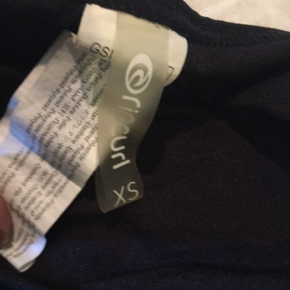 Rip curl bikini bottom. - Picture 3 of 4